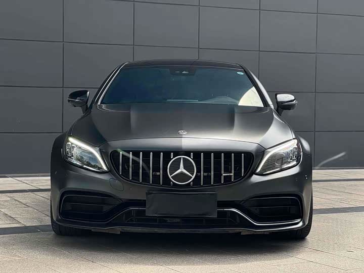 Фото 2 - Mercedes-Benz C-Class AMG