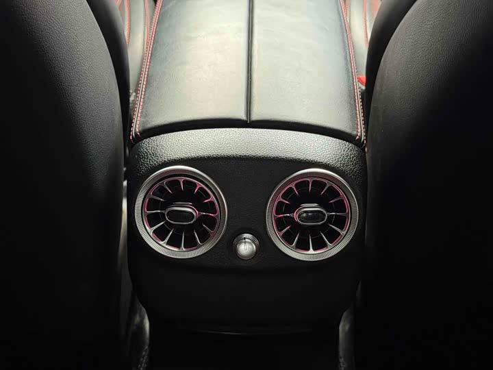 Фото 22 - Mercedes-Benz C-Class AMG