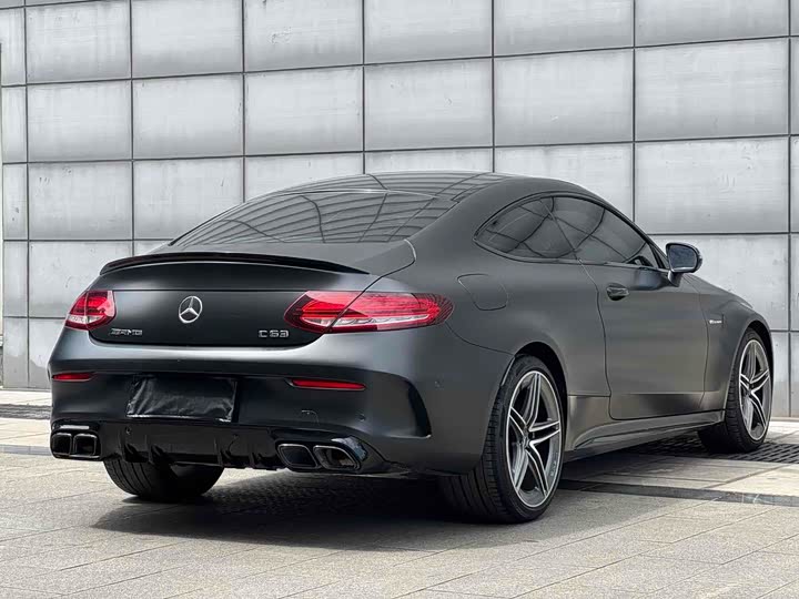 Фото 26 - Mercedes-Benz C-Class AMG