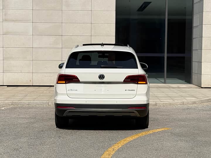 Фото 18 - Volkswagen Tharu EV