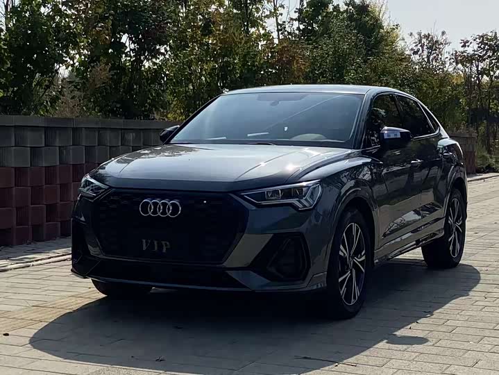 Фото 1 - Audi Q3 Sportback