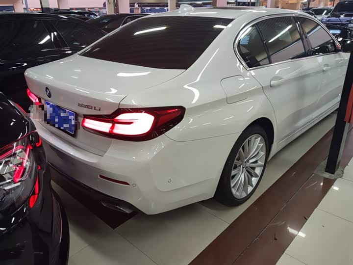 Фото 7 - BMW 5 Series