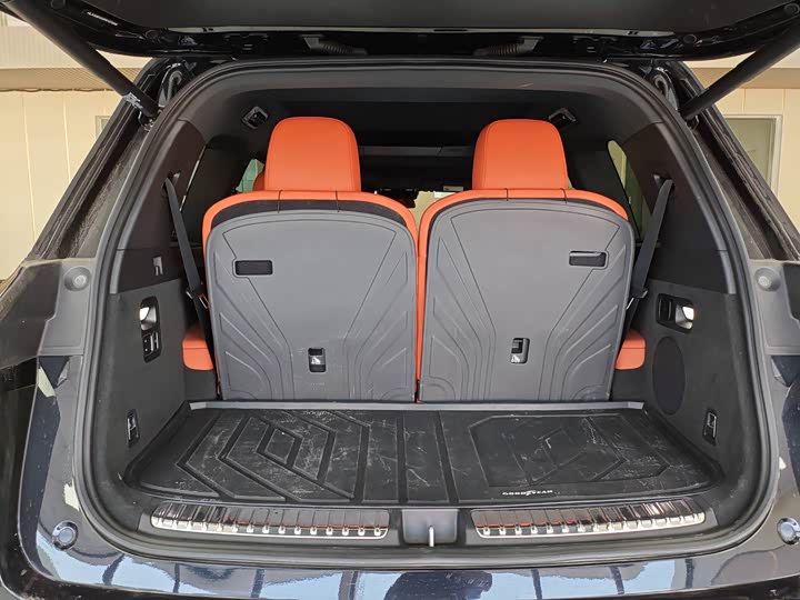 Фото 6 - LiXiang L9