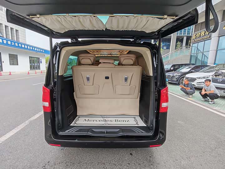 Фото 12 - Mercedes-Benz Vito