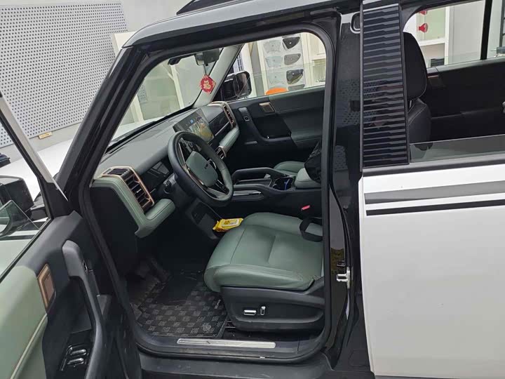 Фото 5 - Chery iCar 03