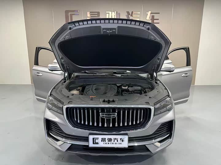 Фото 15 - Geely Monjaro