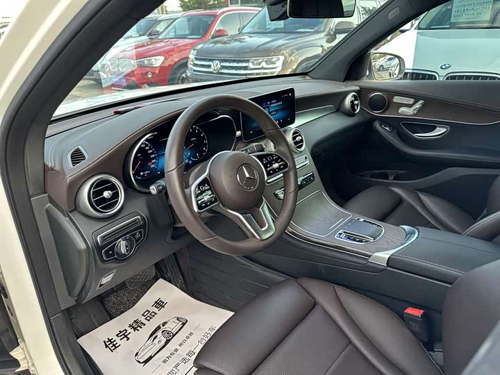 Фото 9 - Mercedes-Benz GLC-Class