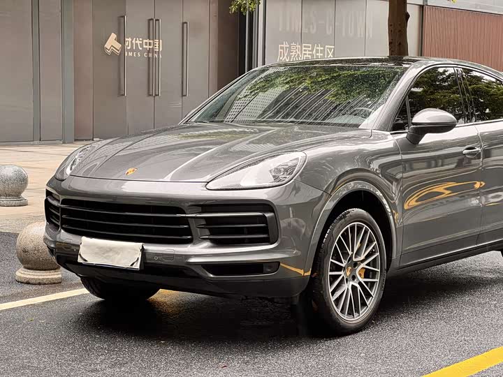 Фото 2 - Porsche Cayenne