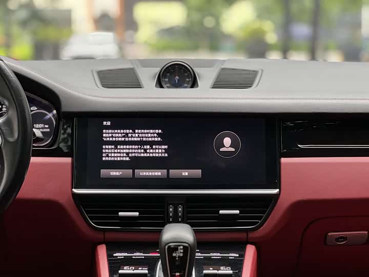 Фото 23 - Porsche Cayenne