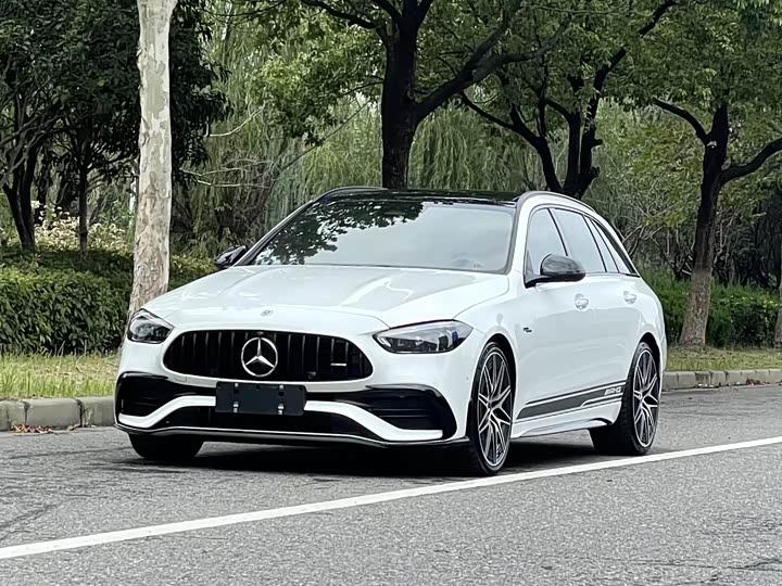 Фото 1 - Mercedes-Benz C-Class AMG