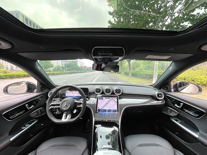 Фото 11 - Mercedes-Benz C-Class AMG