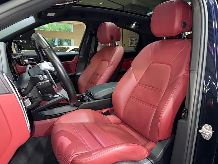 Фото 17 - Porsche Cayenne