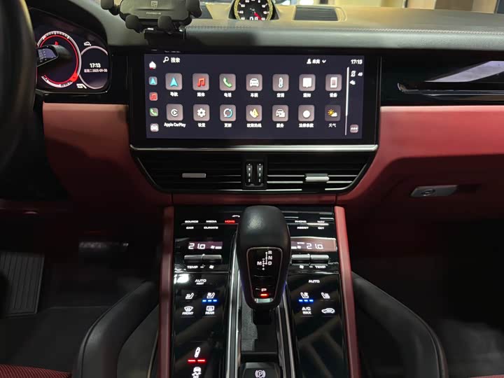 Фото 22 - Porsche Cayenne