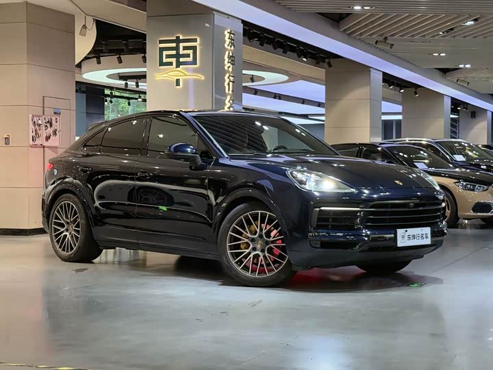 Фото 3 - Porsche Cayenne