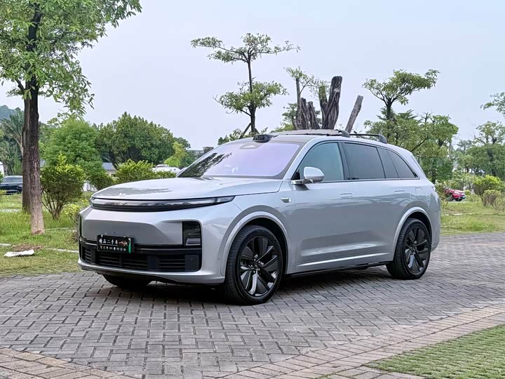 Фото 1 - LiXiang L7