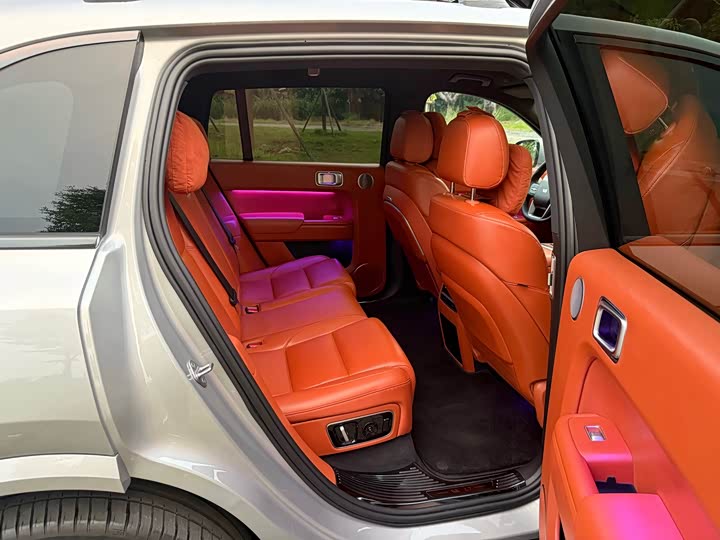 Фото 13 - LiXiang L7