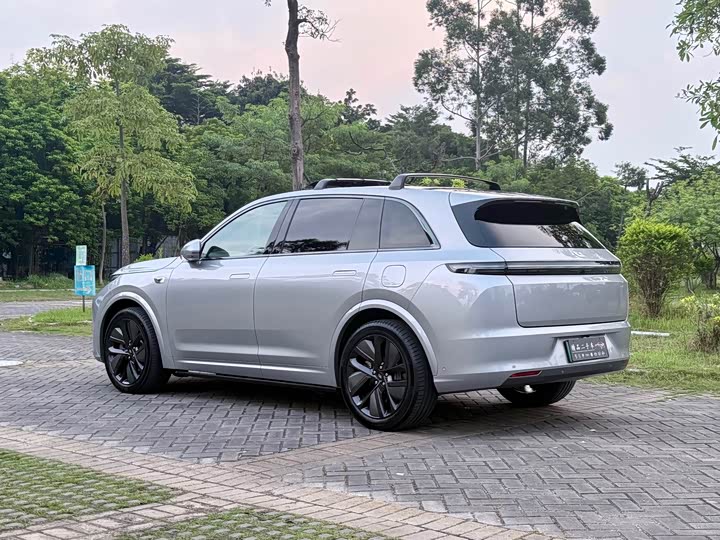 Фото 18 - LiXiang L7