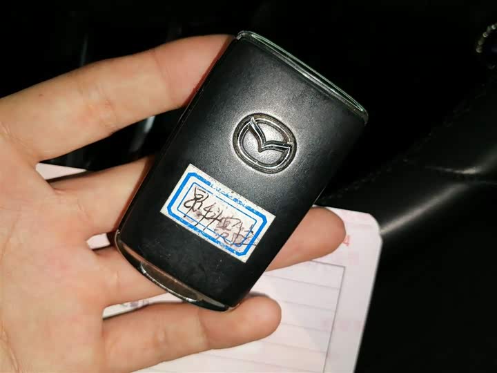 Фото 11 - Mazda 3 (Axela)