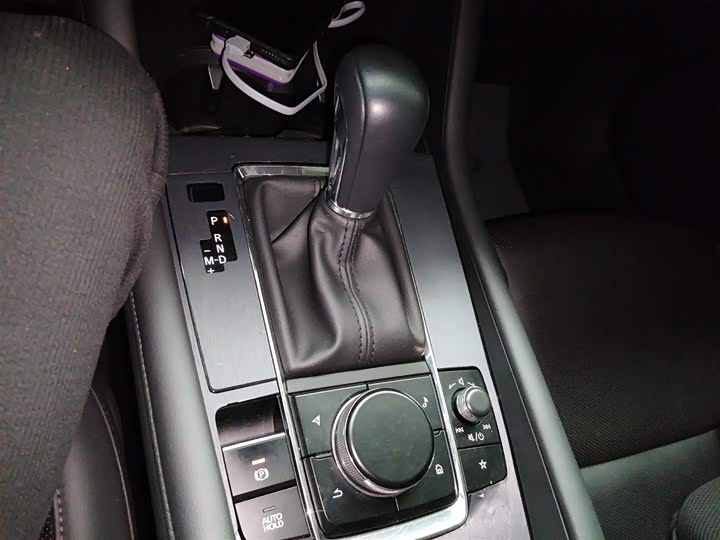 Фото 6 - Mazda 3 (Axela)