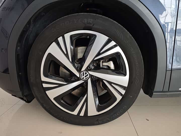 Фото 20 - Volkswagen ID.6 Crozz