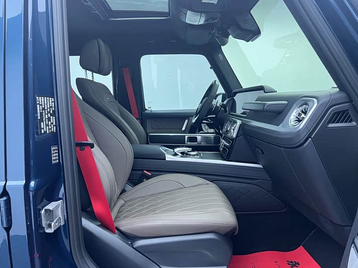 Фото 11 - Mercedes-Benz G-Class AMG