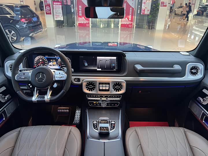 Фото 13 - Mercedes-Benz G-Class AMG