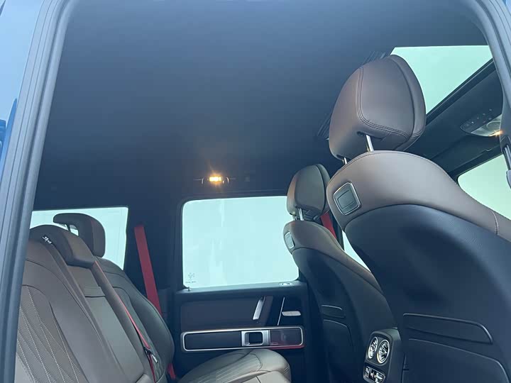 Фото 21 - Mercedes-Benz G-Class AMG