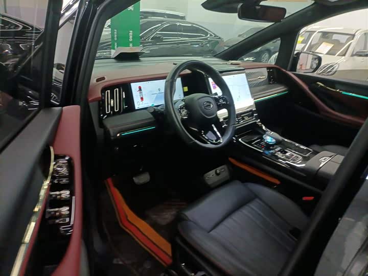 Фото 16 - GAC Trumpchi M8