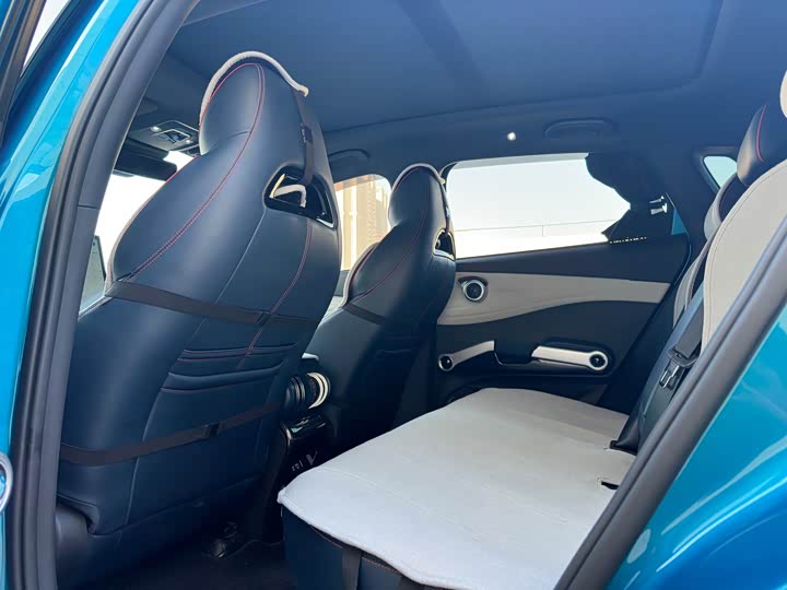 Фото 5 - BYD Yuan Plus