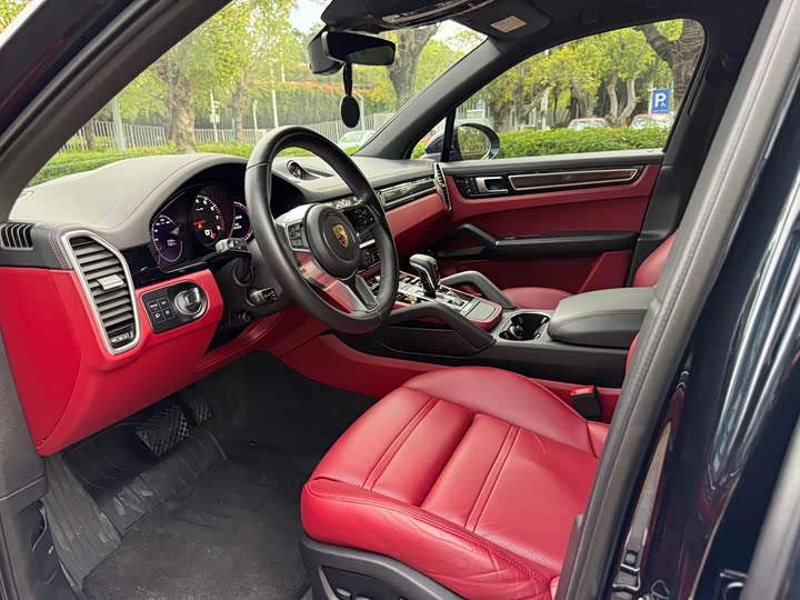 Фото 3 - Porsche Cayenne