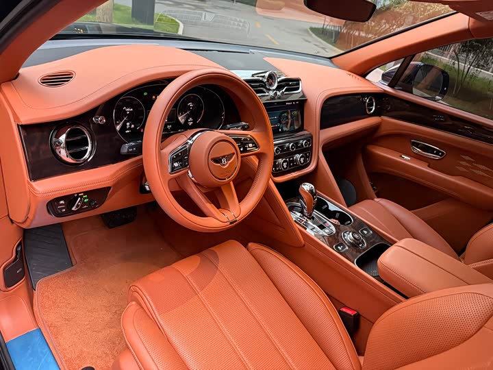 Фото 5 - Bentley Bentayga