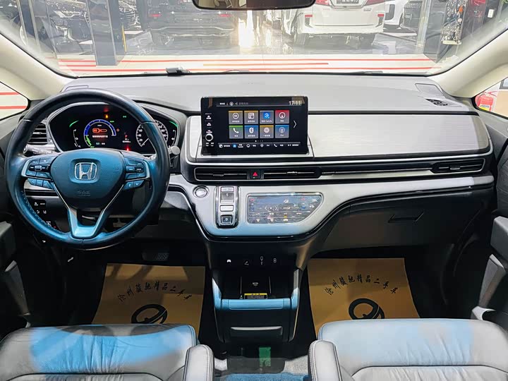 Фото 5 - Honda Elysion