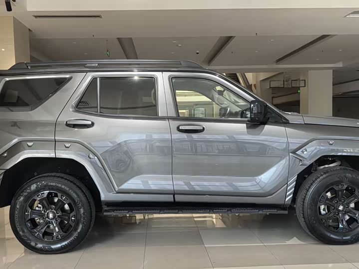 Фото 4 - Tank 400