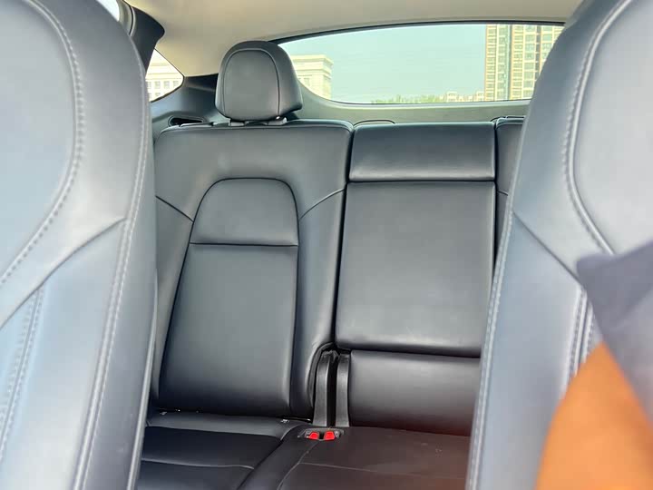 Фото 13 - Tesla Model Y