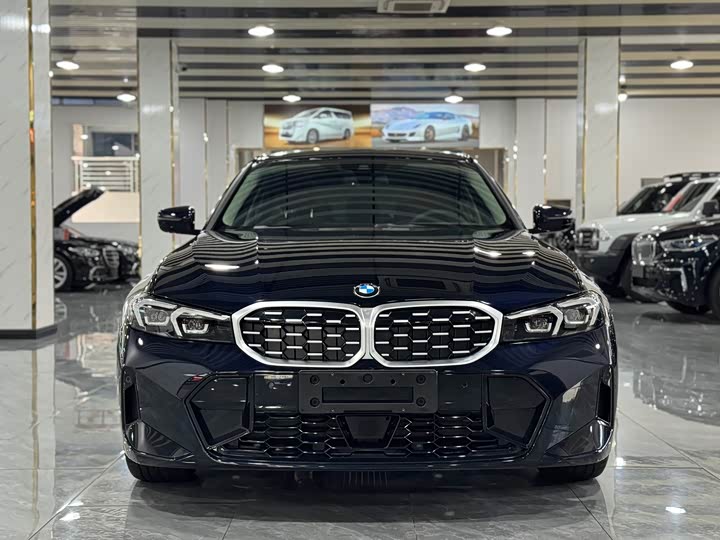 Фото 2 - BMW 3 Series