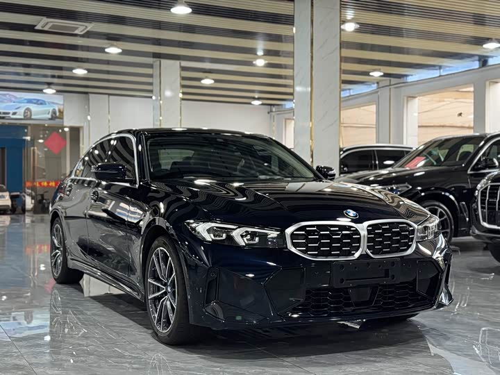 Фото 3 - BMW 3 Series