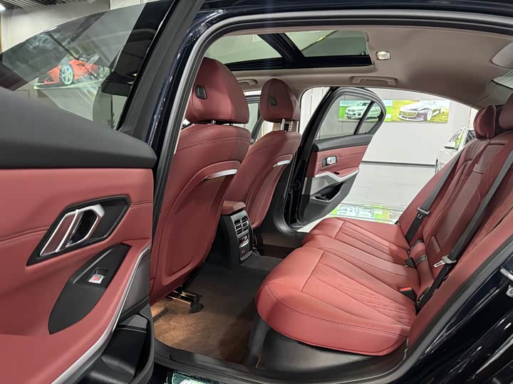 Фото 8 - BMW 3 Series