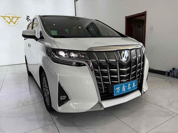 Фото 3 - Toyota Alphard
