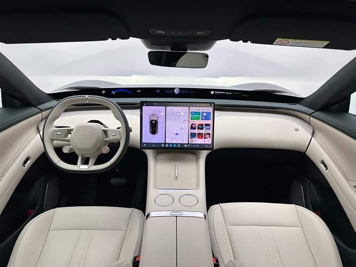 Фото 14 - Xiaomi YU7