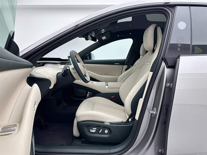 Фото 16 - Xiaomi YU7