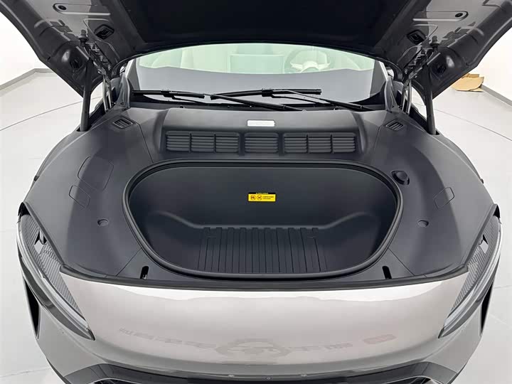 Фото 26 - Xiaomi YU7