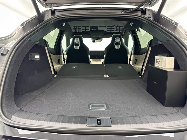 Фото 27 - Xiaomi YU7