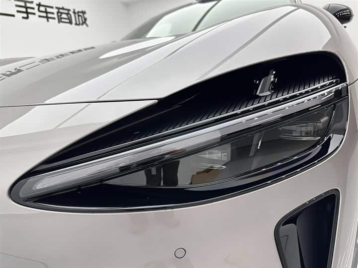 Фото 30 - Xiaomi YU7