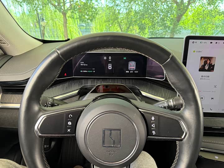 Фото 19 - Zeekr 001