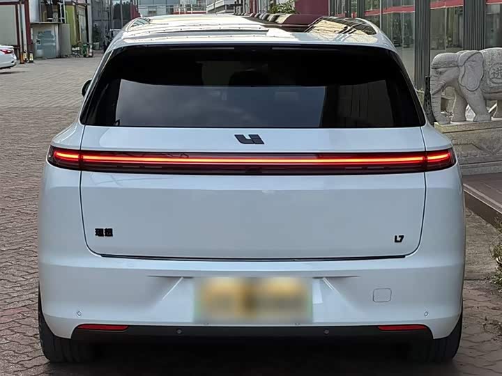 Фото 7 - LiXiang L7