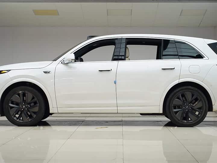 Фото 14 - LiXiang L7