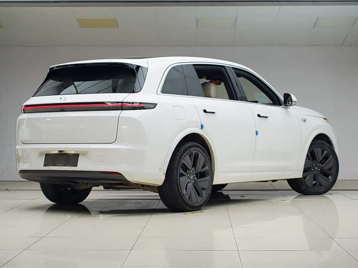 Фото 16 - LiXiang L7