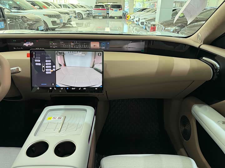 Фото 16 - Avatr 07