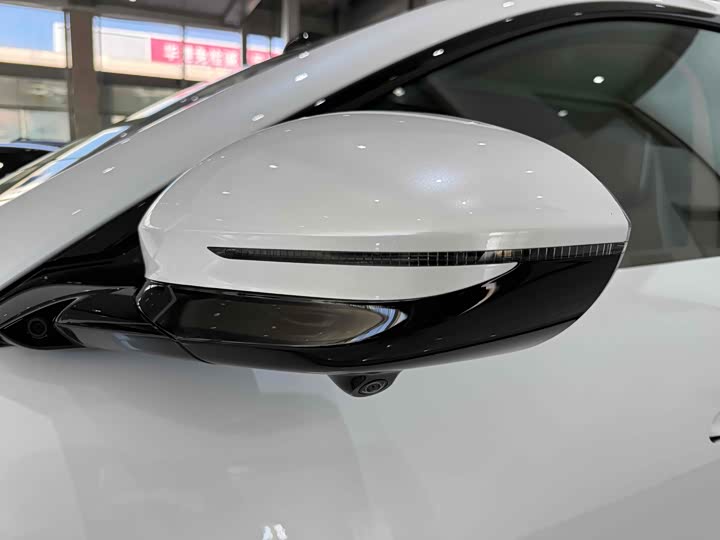 Фото 4 - Avatr 07