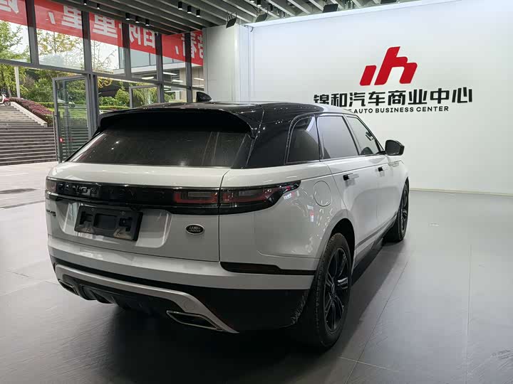 Фото 8 - Land Rover Range Rover Velar